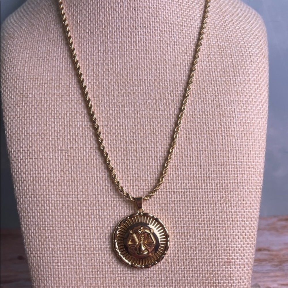 Vintage Forever21 Elegant Gold Libra Necklace NWT